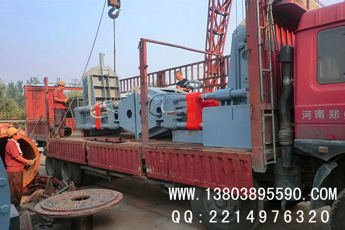 貴州液壓磚機發(fā)貨現場