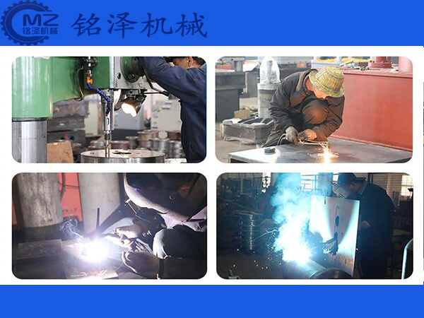 魚(yú)餌成型液壓機(jī)生產(chǎn)車間一角